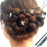 symbiose-coiffeur-froidfond-chignon-torsade